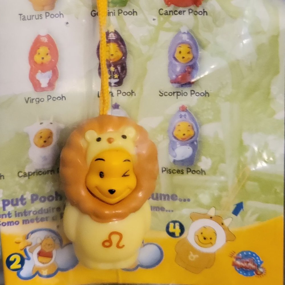 Winnie The Pooh Peek-A-Pooh zodiac Astrology Leo Tomy Yujin